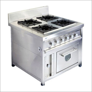 Four Burner Continental Range Oven