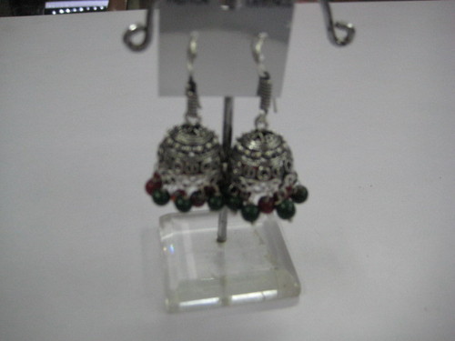 Earrings in silver plated