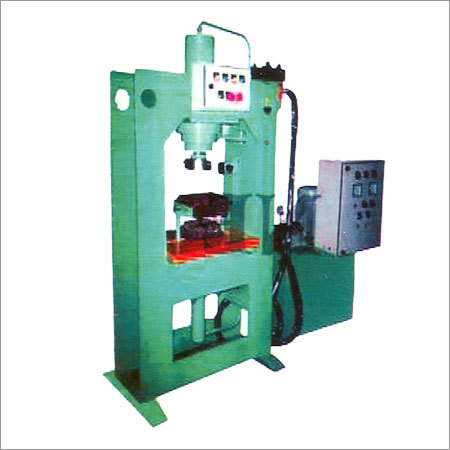 Fully Automatic D Moulding Machine