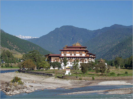 Dagala Thousand Lakes Trek