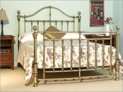 Curvy Brass Bed