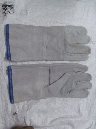 INDUSTRIAL GLOVES / SAFETY GLOVES