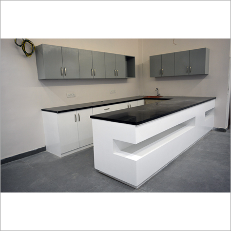 Kitchen cabinites Vboard used