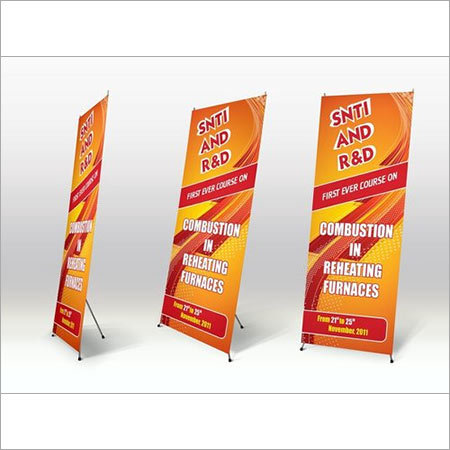 standee