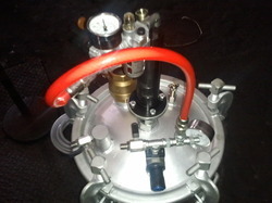 Pressure Feeder Tank