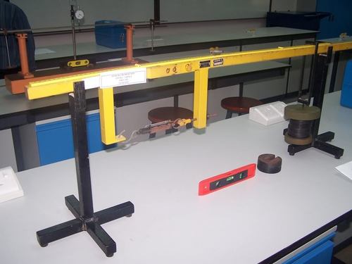Bending Moment Apparatus