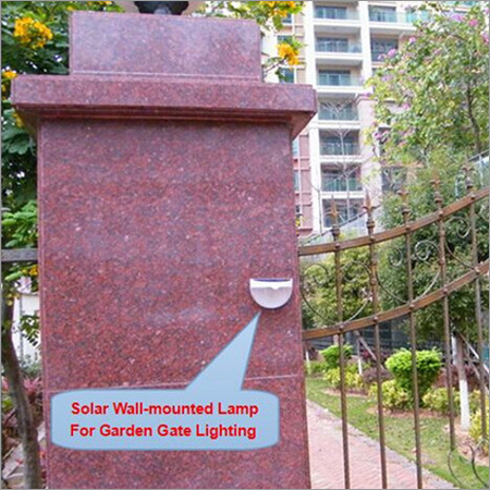 Solar Garden Gate Light
