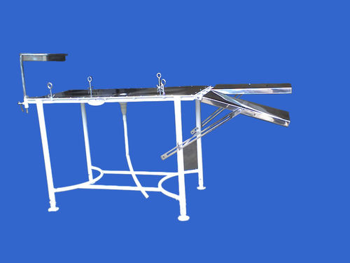 Easy To Use Veterinary Examination Table