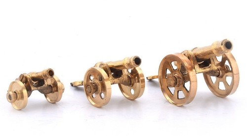 Brass Canon 3 Piece SetA Handicraft