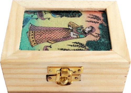 Wooden Gift/jewellery Box Handicraft