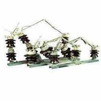 Air Break Isolator Switch Application: To Provide Protection