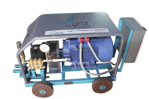 Motorized Hydrostatic Pressure Test Pumps 500 Bar Flow Rate: 15 Lpm To 30 Lpm