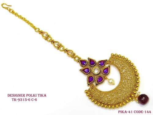 Violet Flower Chand Tika Gender: Women