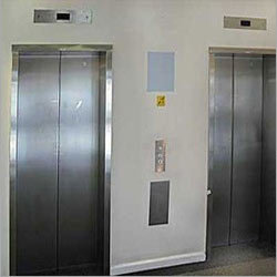 Independent Goods Lift - Stainless Steel, 2x2 Meters, 1000 kg Capacity | Reliable Performance, Low Energy Use, Emergency Brake, Efficient Design