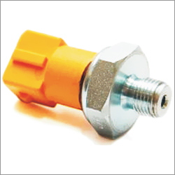 Oil Pressure Sensor - Metal/Plastic, M10x1.5 Thread, 0-100psi, 0-125°C | Precise Readings, Durable Design, Easy Install, Reliable Sensing