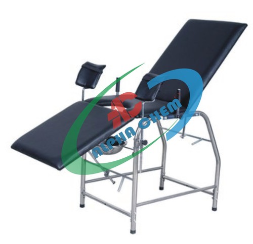 Delivery Table / Delivery Couch