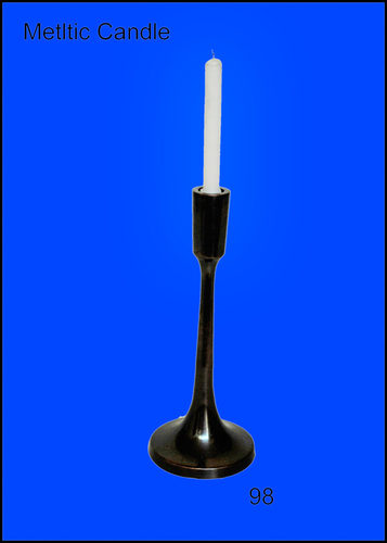 METLTIC CANDLE