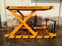 Hydraulic Scissor Lift - Mobile Electric Model, Different Sizes Available, Durable Yellow Design