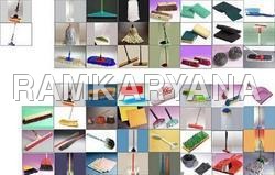Mops-Brushes