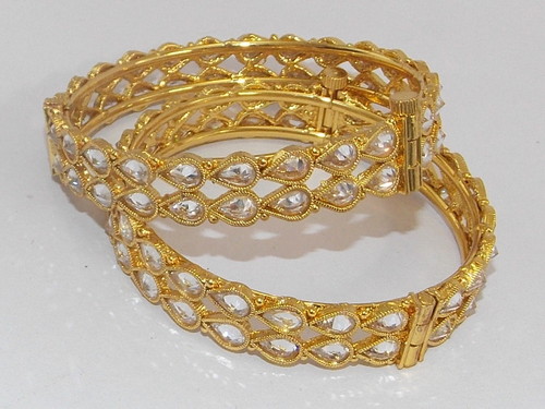 Plain Gold Bangles