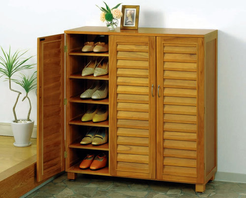 wooden shoe rack