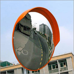 Convex Mirror Usage: Safety