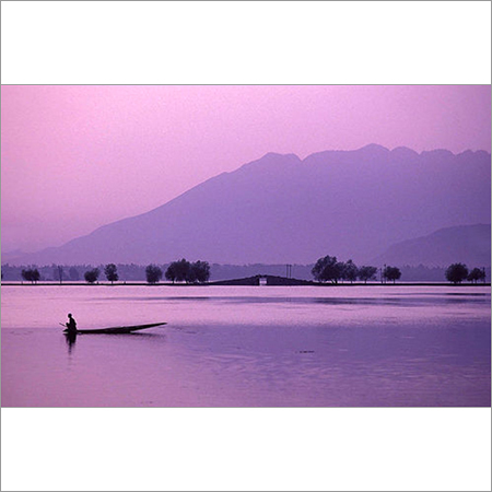 Kashmir Luxury Tour Packages