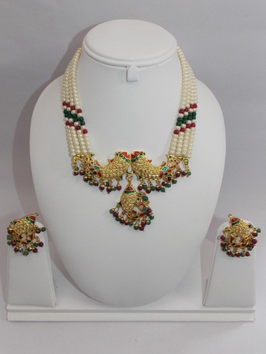 Jadau Necklace Sets