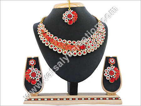 AD Necklace Set