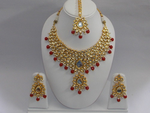 Kundan Sets