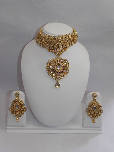 Kundan Sets
