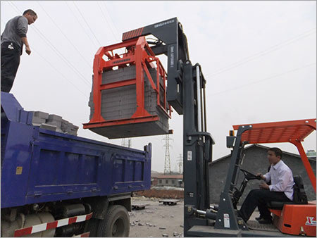 Brick Clamping Car