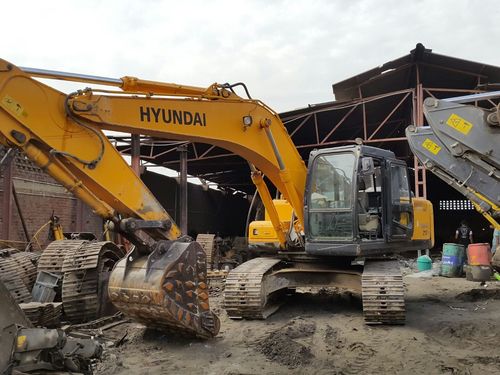 Hyundai R-210 LC-7 Excavator 