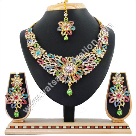 LMT Necklace Set