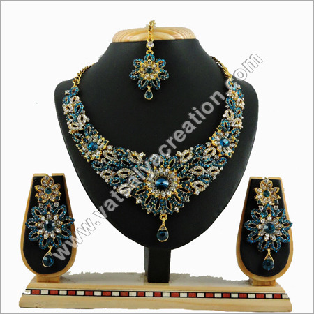 Rama Necklace Set