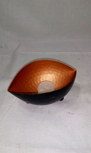 T-Lights - Metal, 10x5x4 cm, Copper | Elegant Design, Hammered Finish, Unique Shape, Ambiance Creator