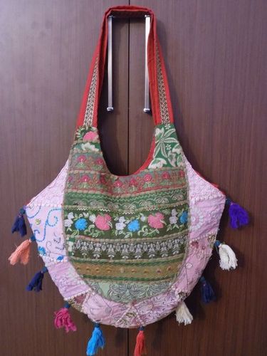 INDIAN EMBROIDERY BANJARA BAG