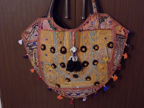 INDIAN VINTAGE ethical Banjara Bag