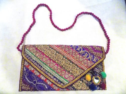 Traditional Clutch