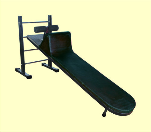 Abdominal Knee Bent Board with stand By UNIQUE GYM EQUIPMENT PVT. LTD.
