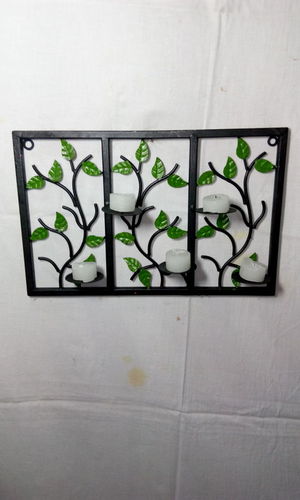 Wall Sonce.