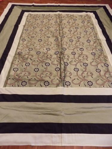 Decor Embroidered Silk Bed Cover