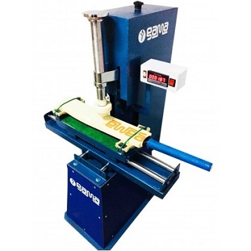Cricket Bat Knocking Machine