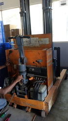 Hydraulic Stacker Repairing Service