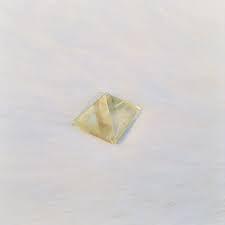 Lemon Quartz Pyramid