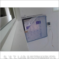 Static Pass Box