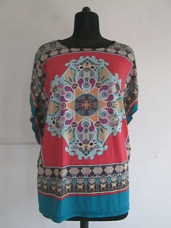 Womens Round Neck Knit Top