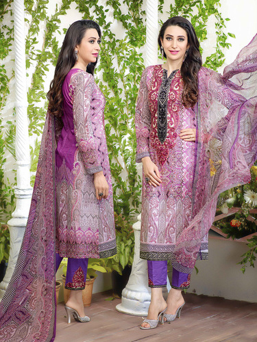 O Womaniya Cotton Printed Suit