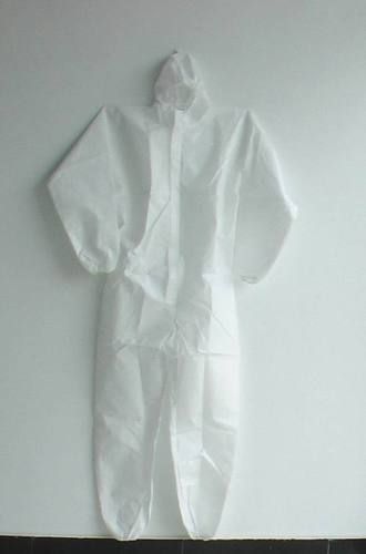 Non Woven Disposable Coverall - Color: White