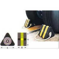 Aircraft Rubber Chocks - Heavy Duty Rubber Material, Versatile Sizes And Shapes For Heavy And Light Vehicles